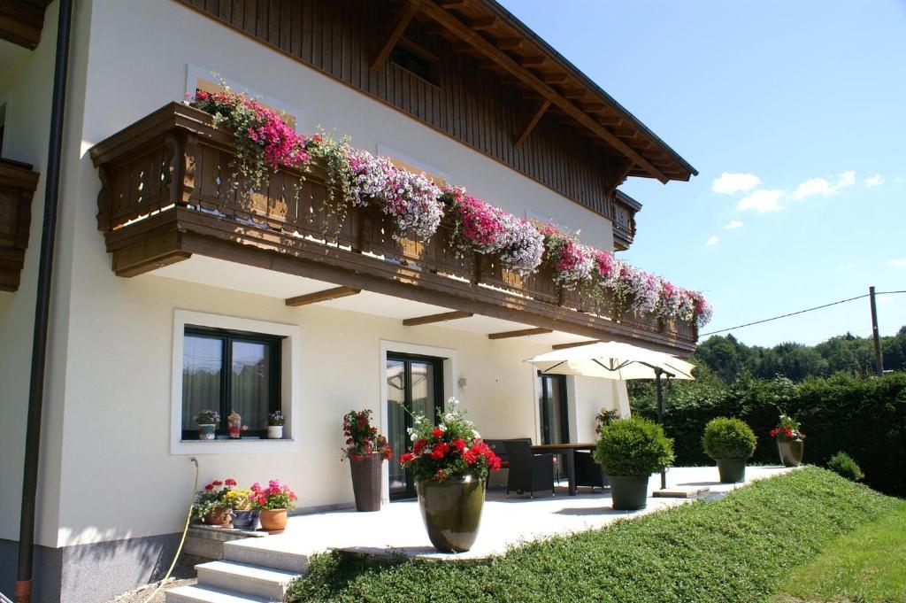 Pension Bergfried Grodig Exterior photo